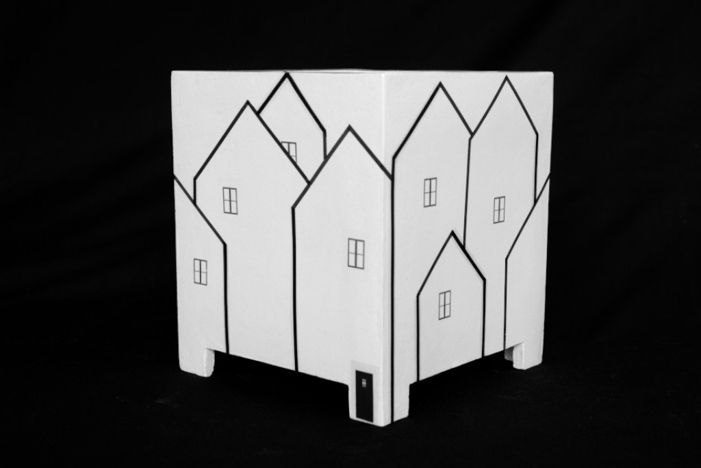 Container met huizen- Anneke Kelderman Keramiek